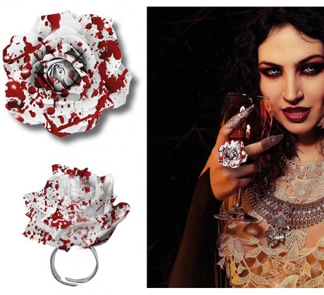 BLOODY FLOWER RING